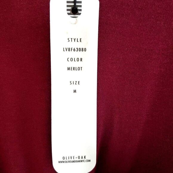 Olive & Oak Womens Top Red M V-Neck Front Knot Shirt Long Sleeve New - Picture 3 of 9